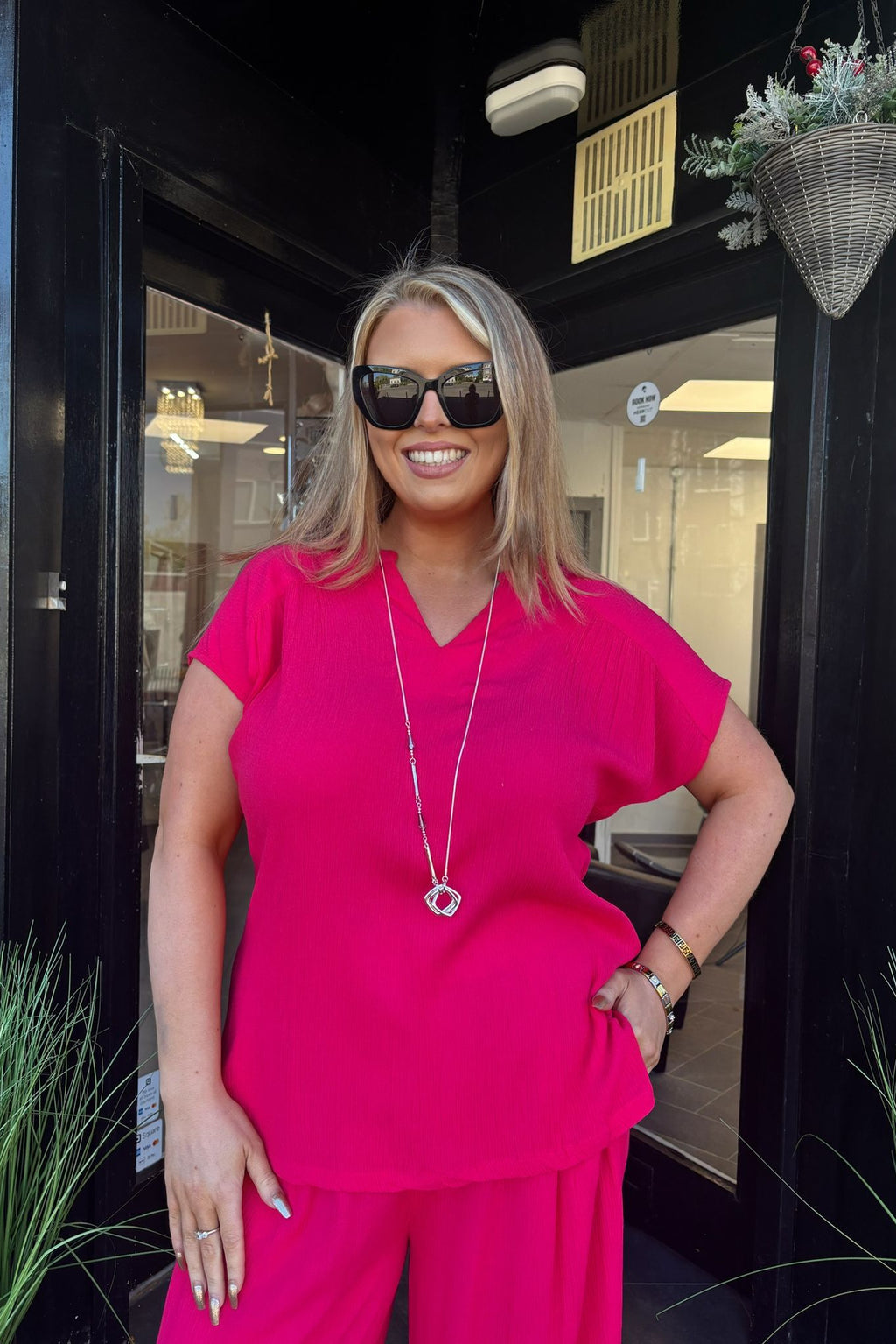 Pomodoro Hot Pink V Neck Top